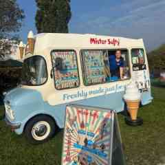 Icecream Truck - Betford Icecream Van